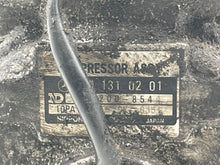 Load image into Gallery viewer, AC COMPRESSOR Mercedes 300E 350 1990 90 1991 91 92 93 - NW239787