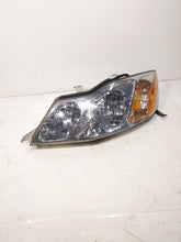 Load image into Gallery viewer, HEADLIGHT LAMP ASSEMBLY Toyota Avalon 00 01 02 03 04 Left - NW219761