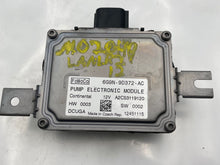 Load image into Gallery viewer, FUEL PUMP CONTROL MODULE COMPUTER LR2 08 09 10 11 12 - NW36971