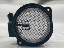 Load image into Gallery viewer, Mass Air Flow Sensor Meter MAF Cadillac SRX STS 04 05 06 - NW4459