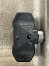 Load image into Gallery viewer, Wheel Rim Cadillac SRX 2004 - NW196063