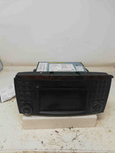 Load image into Gallery viewer, RADIO Mercedes-Benz R350 2010 10 2011 11 2012 12 - NW139211