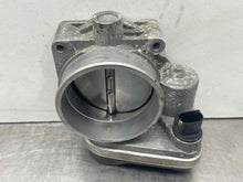 Load image into Gallery viewer, THROTTLE BODY STS XLR 2004 04 2005 05 2006 06 2007 07 2008 08 2009 09 - NW514647