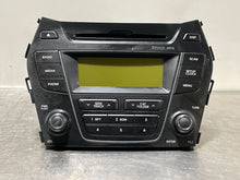 Load image into Gallery viewer, RADIO Hyundai Santa Fe 2013 13 2014 14 - NW231902