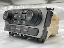 Load image into Gallery viewer, FRONT TEMPERATURE CONTROLS Honda Pilot 2012 12 - NW261235