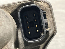 Load image into Gallery viewer, THROTTLE BODY Colorado Canyon Envoy 03 04 05 06 07 - NW177363