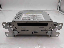 Load image into Gallery viewer, RADIO RECEIVER Land Rover LR2 2008 08 2009 09 2010 10 2011 11 2012 12 - NW137895