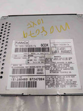 Load image into Gallery viewer, RADIO RECEIVER Land Rover LR2 2008 08 2009 09 2010 10 2011 11 2012 12 - NW137895