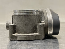 Load image into Gallery viewer, THROTTLE BODY BMW 325i 2002 02 2003 03 2004 04 05 06 - NW246340