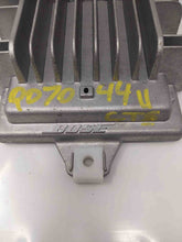 Load image into Gallery viewer, AMPLIFIER Cadillac CTS 10 11 12 13 14 15 - NW231065
