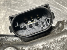 Load image into Gallery viewer, THROTTLE BODY C230 2003 03 2004 04 2005 05 - NW178310