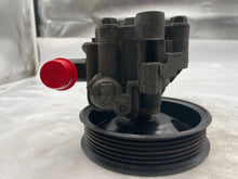 Load image into Gallery viewer, Power Steering Pump Cadillac XTS 2013 - NW240539