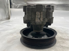 Load image into Gallery viewer, Power Steering Pump Cadillac XTS 2013 - NW240539