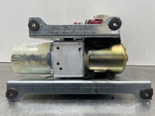 Load image into Gallery viewer, CONVERTIBLE TOP MOTOR CLK320 CLK430 CLK500 CLK55 01 02 03 - NW50190