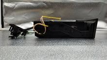 Load image into Gallery viewer, REMOTE CD CHANGER E350 E550 B200 CLS500 CLS55 CLS550 CLS63 E280 03-13 - NW138805