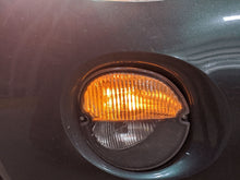 Load image into Gallery viewer, TURN SIGNAL LIGHT LAMP Grand Prix Solstice 04-10 Bumper Mounted Right - NW255191