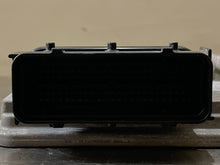 Load image into Gallery viewer, ECU ECM COMPUTER Kia Sedona 2011 11 2012 12 - NW60725