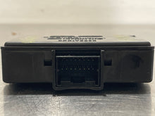 Load image into Gallery viewer, SUSPENSION CONTROL MODULE COMPUTER Azera Santa Fe Veracruz Sedona 10-14 - NW33356