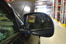 Load image into Gallery viewer, SIDE VIEW MIRROR Tahoe Yukon 2000 00 2001 01 2002 02 Right - NW51024