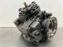 Load image into Gallery viewer, TRANSFER CASE Audi TT 2000 00 2001 01 02 03 04 05 06 - NW176648