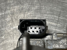 Load image into Gallery viewer, THROTTLE BODY Mercedes R350 R500 E350 C250 ML350 S400 2006 06 07 08 09 10 11 - NW246433
