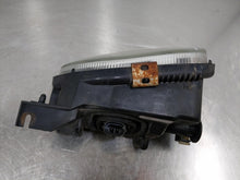 Load image into Gallery viewer, FOG LAMP LIGHT C230 C240 C280 C320 C350 03-09 Bumper Mounted Right - NW255428