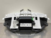 Load image into Gallery viewer, SPEEDOMETER CLUSTER Volvo C70 V70 XC70 2006 06 2007 07 - NW162386
