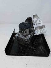Load image into Gallery viewer, ABS Pump Volkswagen Beetle 2013 - NW2679