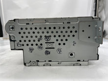Load image into Gallery viewer, RADIO RECEIVER Land Rover LR2 2008 08 2009 09 2010 10 2011 11 2012 12 - NW137878