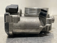 Load image into Gallery viewer, THROTTLE BODY Volvo V50 C30 C70 S40 04 05 06 07 08 - 10 - NW246511