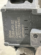 Load image into Gallery viewer, INTERCOOLER 550i 550i Gt 650i 750 HYBRID 750i 750il X5 X6 08-15 Left - NW106273
