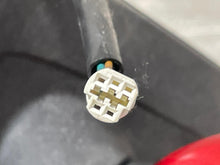 Load image into Gallery viewer, Side View Door Mirror Pontiac Vibe 2010 - NW242725