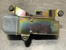 Load image into Gallery viewer, CONVERTIBLE TOP MOTOR S320 S350D S420 S430 S500 S500 Coupe S500SEL 94-02 - NW50178