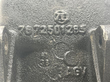 Load image into Gallery viewer, POWER STEERING PUMP 200D 280SE 300SEL 67 68 69 - 74 75 - NW163896