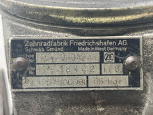 Load image into Gallery viewer, POWER STEERING PUMP 200D 280SE 300SEL 67 68 69 - 74 75 - NW163896