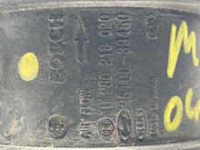 Load image into Gallery viewer, Mass Air Flow Sensor Meter MAF Santa Fe XG350 Amanti Sedona Sorento 02-06 - NW5201