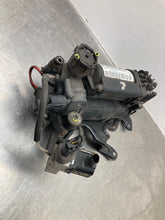 Load image into Gallery viewer, AIR RIDE COMPRESSOR E350 E550 CLS500 CLS55 CLS550 CLS63 E280 00-11 - NW477318