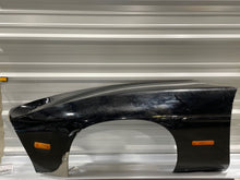 Load image into Gallery viewer, Front Fender PORSCHE 928 1983 - NW412964