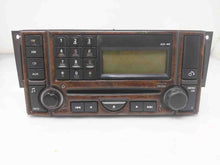 Load image into Gallery viewer, Radio Land Rover LR3 2005 05 2006 06 2007 07 2008 08 2009 09 Am Fm CD - NW232661