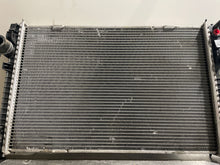 Load image into Gallery viewer, RADIATOR Ford Fusion Mercury Milan Zephyr 06 07 08 09 AT - NW131674