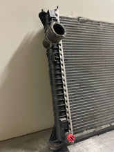 Load image into Gallery viewer, RADIATOR Ford Fusion Mercury Milan Zephyr 06 07 08 09 AT - NW131674