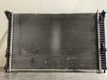 Load image into Gallery viewer, RADIATOR Ford Fusion Mercury Milan Zephyr 06 07 08 09 AT - NW131674