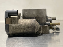 Load image into Gallery viewer, THROTTLE BODY AUDI A4 A6 PASSAT 2000 00 01 02 03 - 05 - NW178704