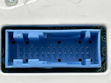 Load image into Gallery viewer, Speedometer Cluster Lincoln MKZ 2007 - NW159188