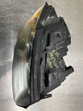 Load image into Gallery viewer, HEADLIGHT LAMP ASSEMBLY Audi A4 02 03 04 05 Right - NW261553