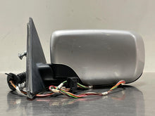 Load image into Gallery viewer, Side View Door Mirror BMW 530I 2001 - NW51907
