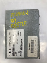Load image into Gallery viewer, Sirius control module Audi A4 S4 Beetle Rabbit Jetta Golf 06 07 08 09 10 - NW140059
