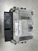 Load image into Gallery viewer, ECU ECM COMPUTER Jaguar XE 2017 17 - NW263889
