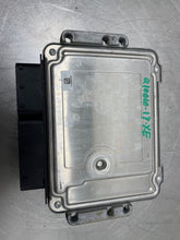 Load image into Gallery viewer, ECU ECM COMPUTER Jaguar XE 2017 17 - NW263889