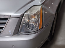 Load image into Gallery viewer, Headlight Lamp Assembly Cadillac DTS 2010 - NW264000
